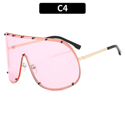 Chic Brown Oversized Sunglasses UV400 Protection