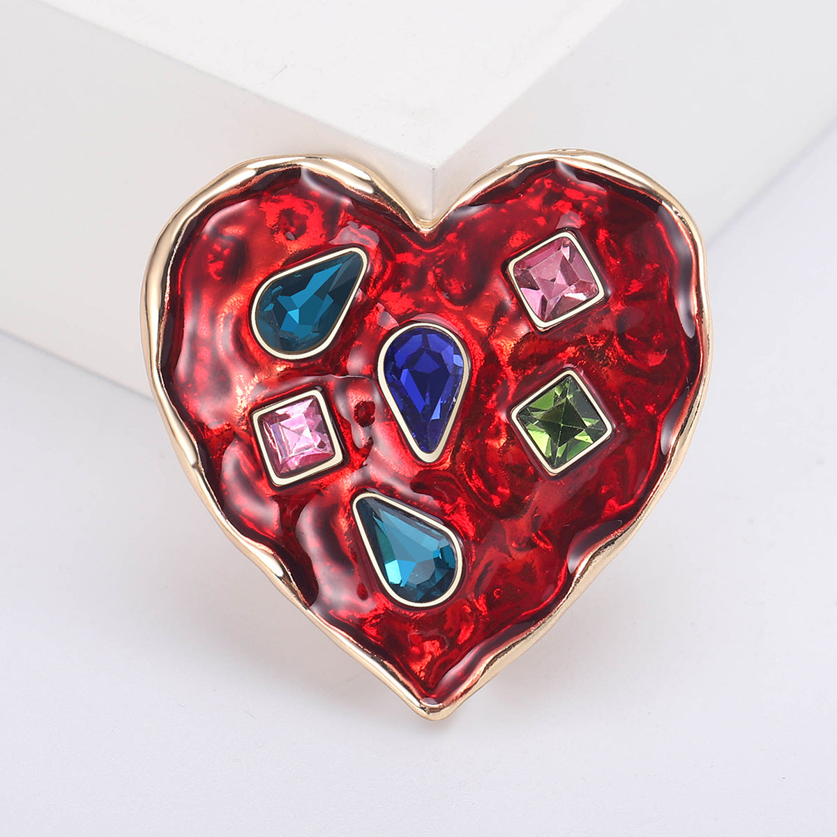 Vintage Heart-Shaped Brooch with Rhinestones Decorative Pin