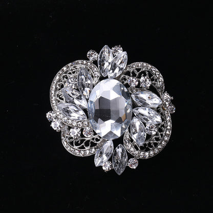 Creative Alloy Cat Brooch Crystal Glass Pin Fashion Accessory