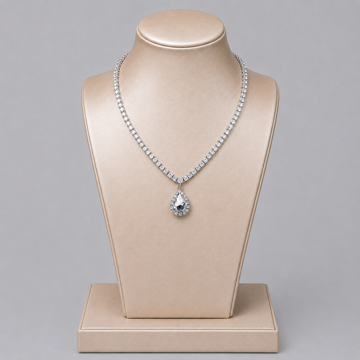 Elegant Crystal Jewelry Set with Necklace and Earrings for Parties