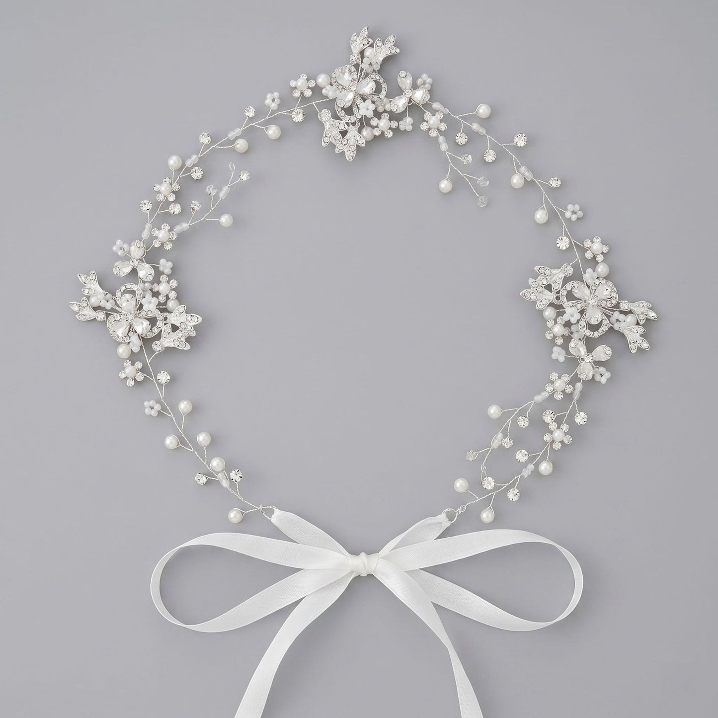 Exquisite Pearl and Crystal Flower Headpiece for Bridal Photoshoots