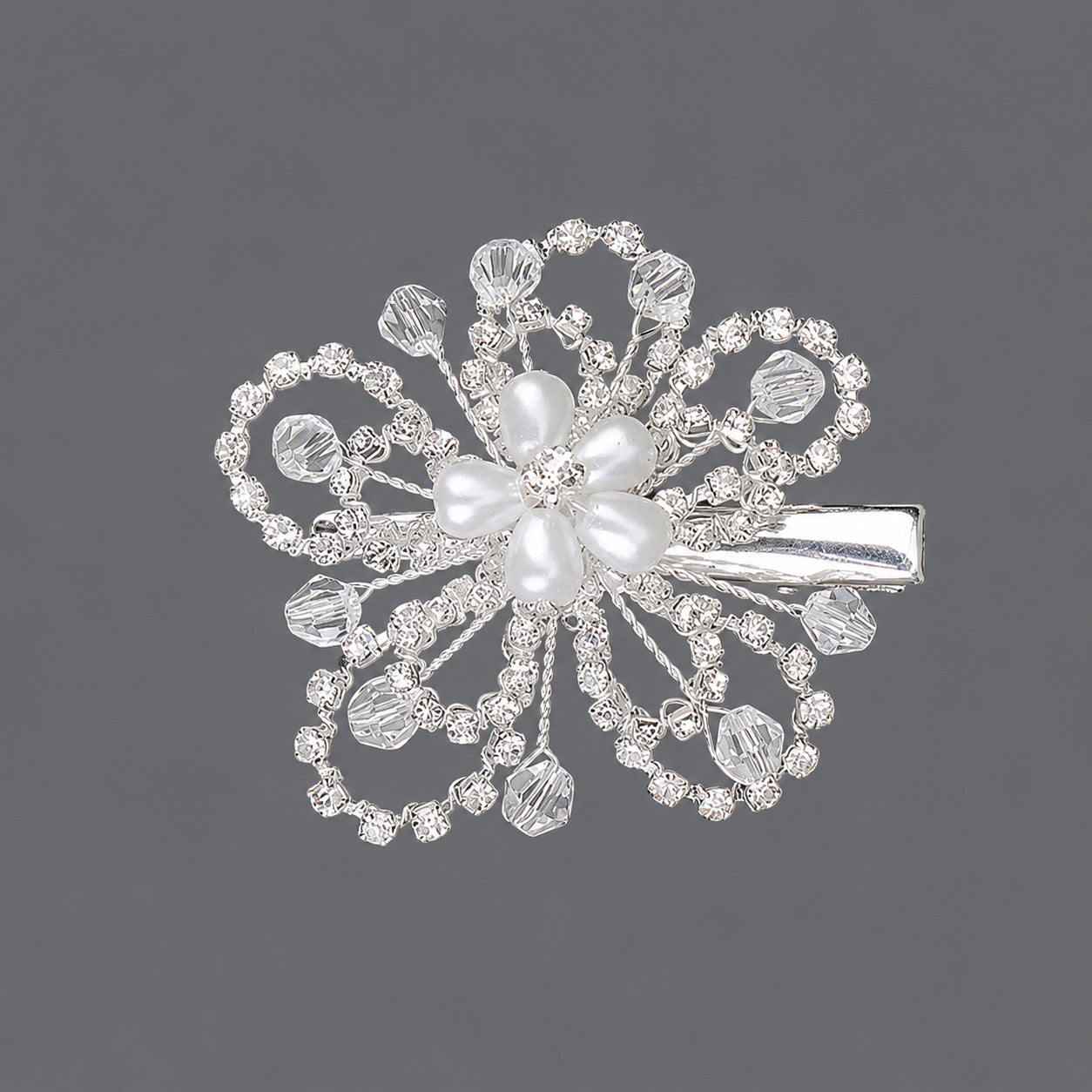 Elegant Floral Hair Clips with Pearl and Rhinestone Accents