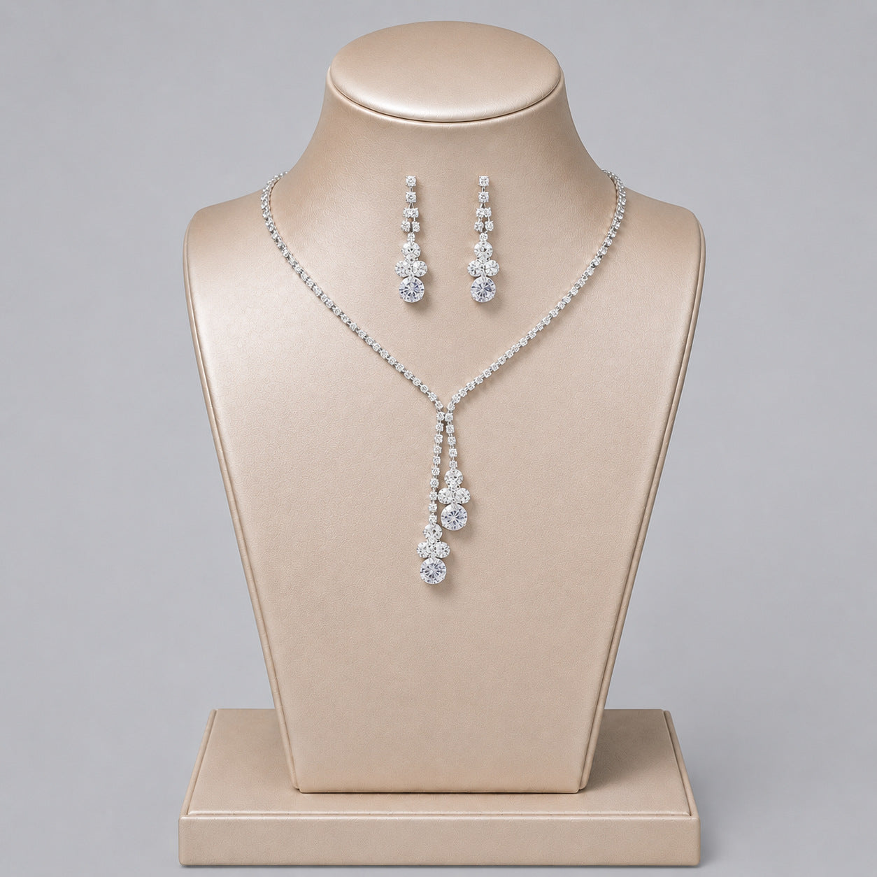 Elegant Crystal Jewelry Set with Necklace and Earrings for Parties