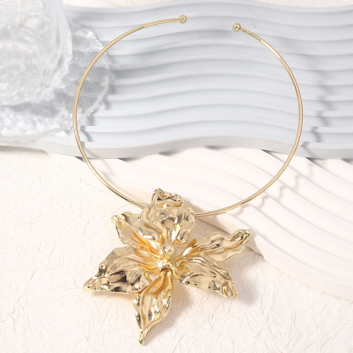 Statement Floral Pendant Choker 3D Minimalist Hip Hop