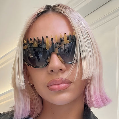 Stylish Oversized Sunglasses UV400 Protection Chic Design