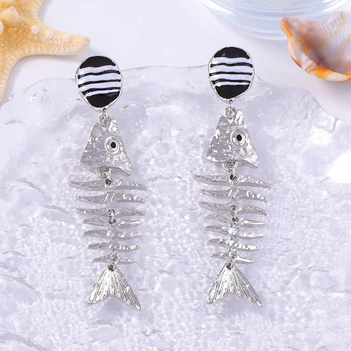 Dangle Earrings Fishbone Enamel Alloy Resort