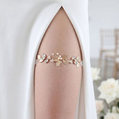 Bridal Lace Garter Belt with Rhinestones and Pearls for Elegant Weddings
