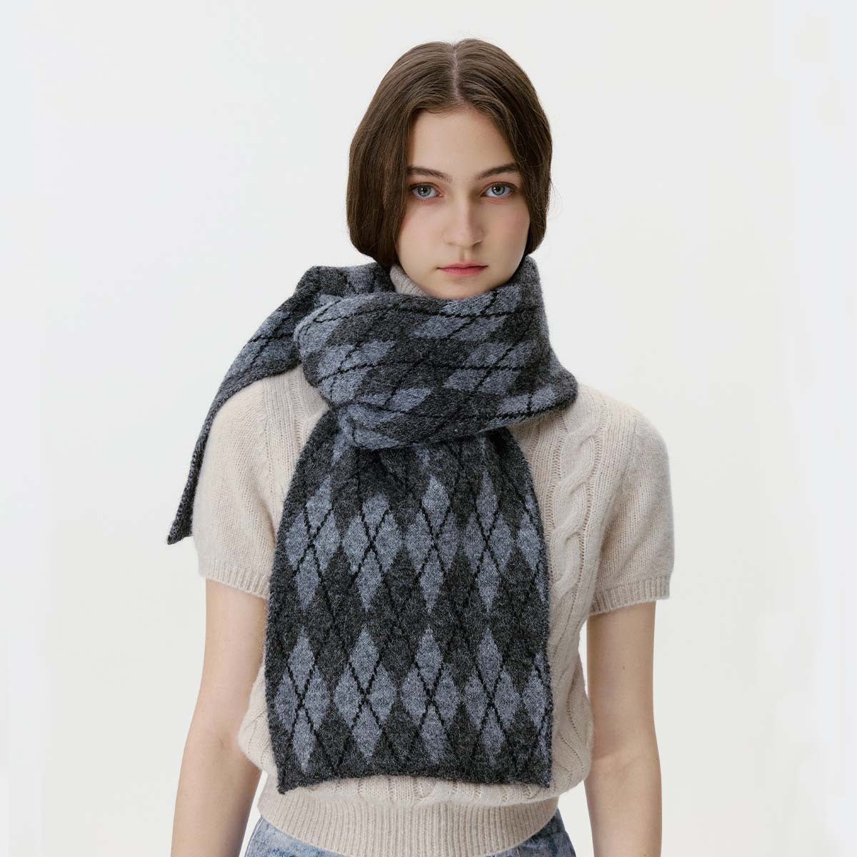 Diamond Pattern Knit Scarf Warm Cozy Neck Gaiter for Men and Women