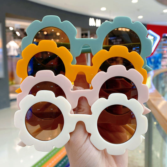 Trendy Kids' Sunglasses Cute Sunflower Design UV400 Protection