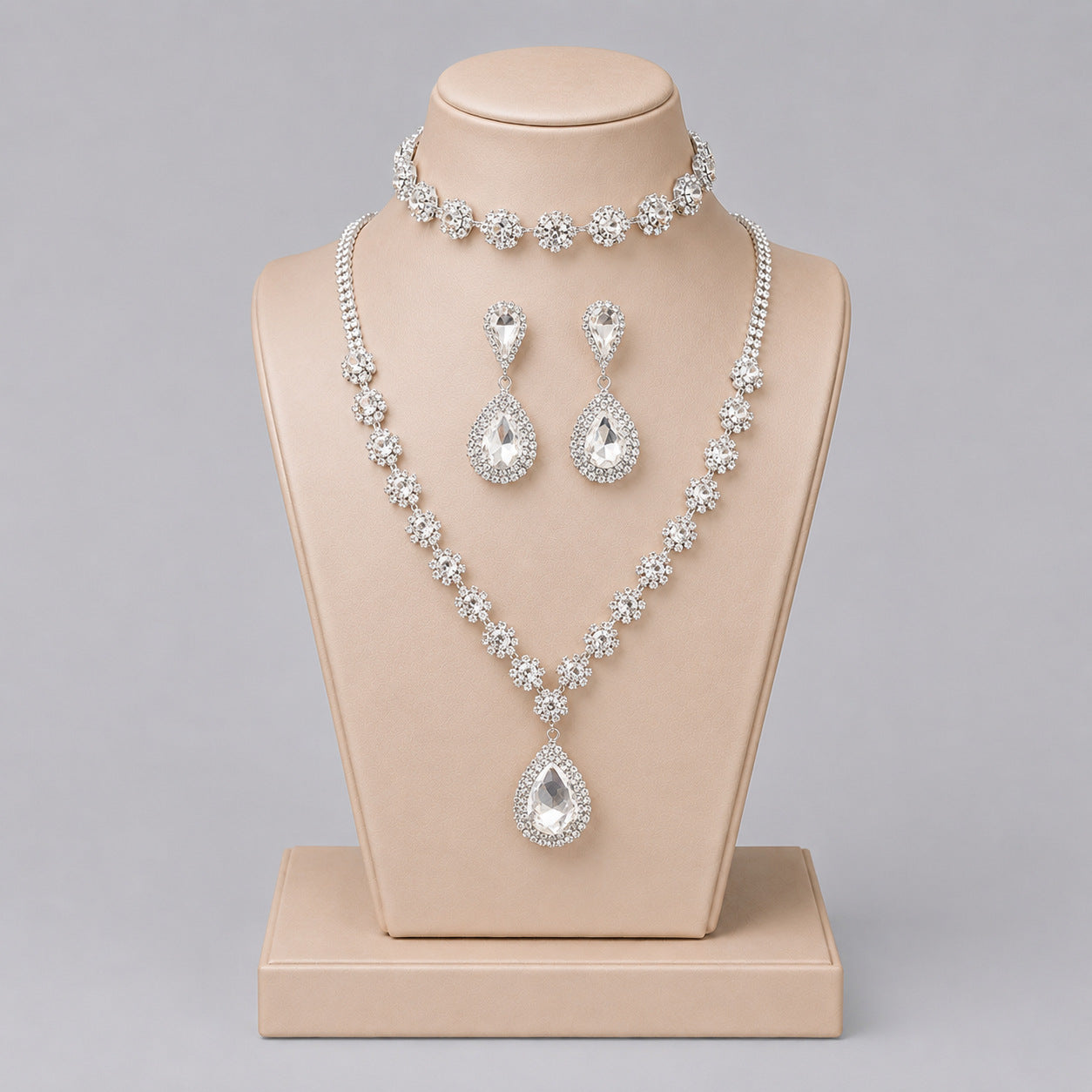 Elegant Crystal Jewelry Set with Necklace and Earrings for Parties