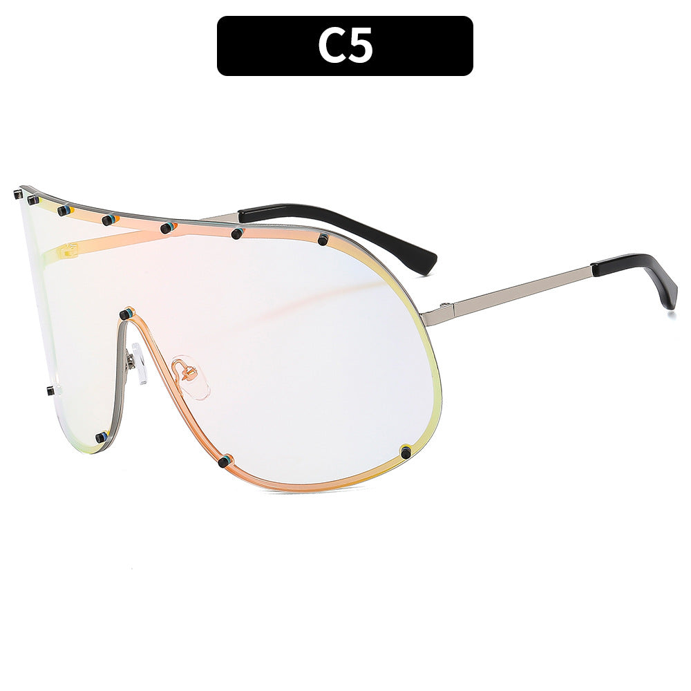 Chic Brown Oversized Sunglasses UV400 Protection