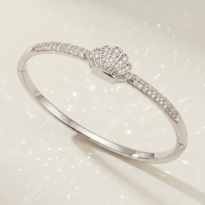 High-End Zirconia Stone Bangle with Nail Design for Weddings and Parties