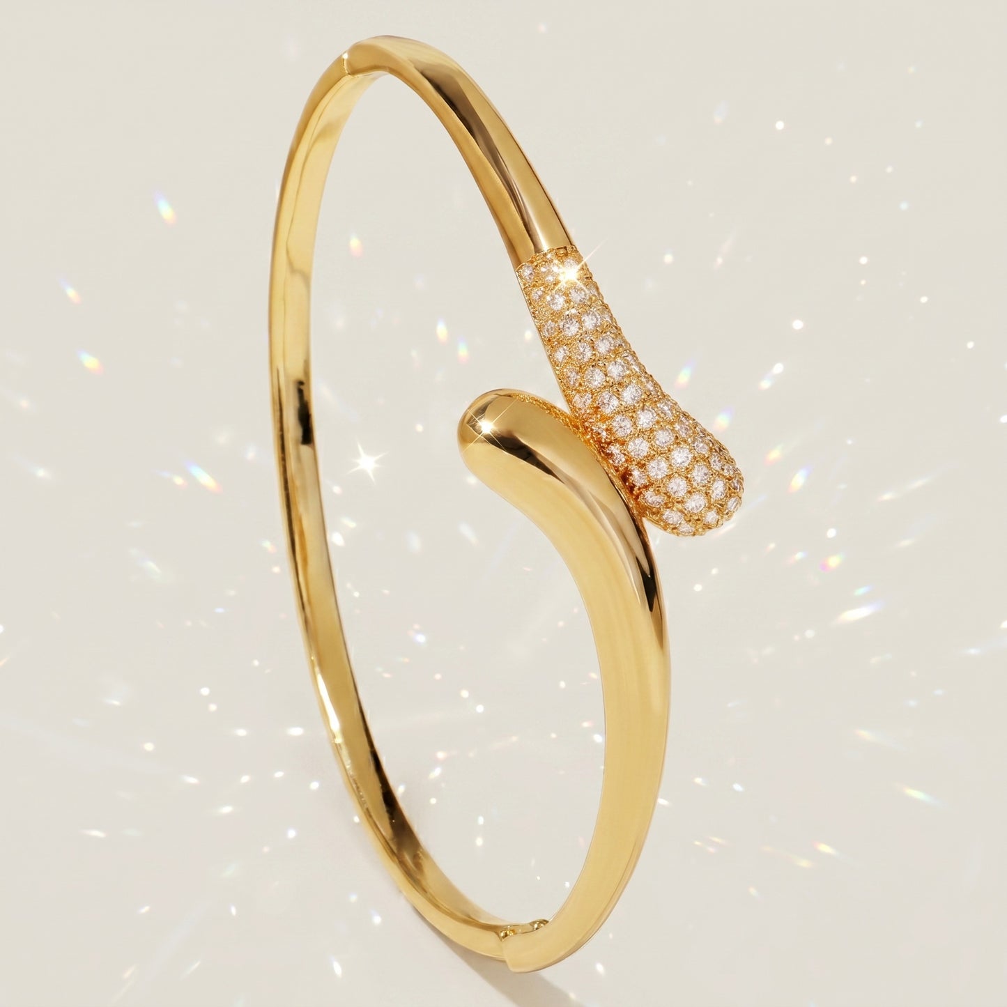 High-End Zirconia Stone Bangle with Nail Design for Weddings and Parties