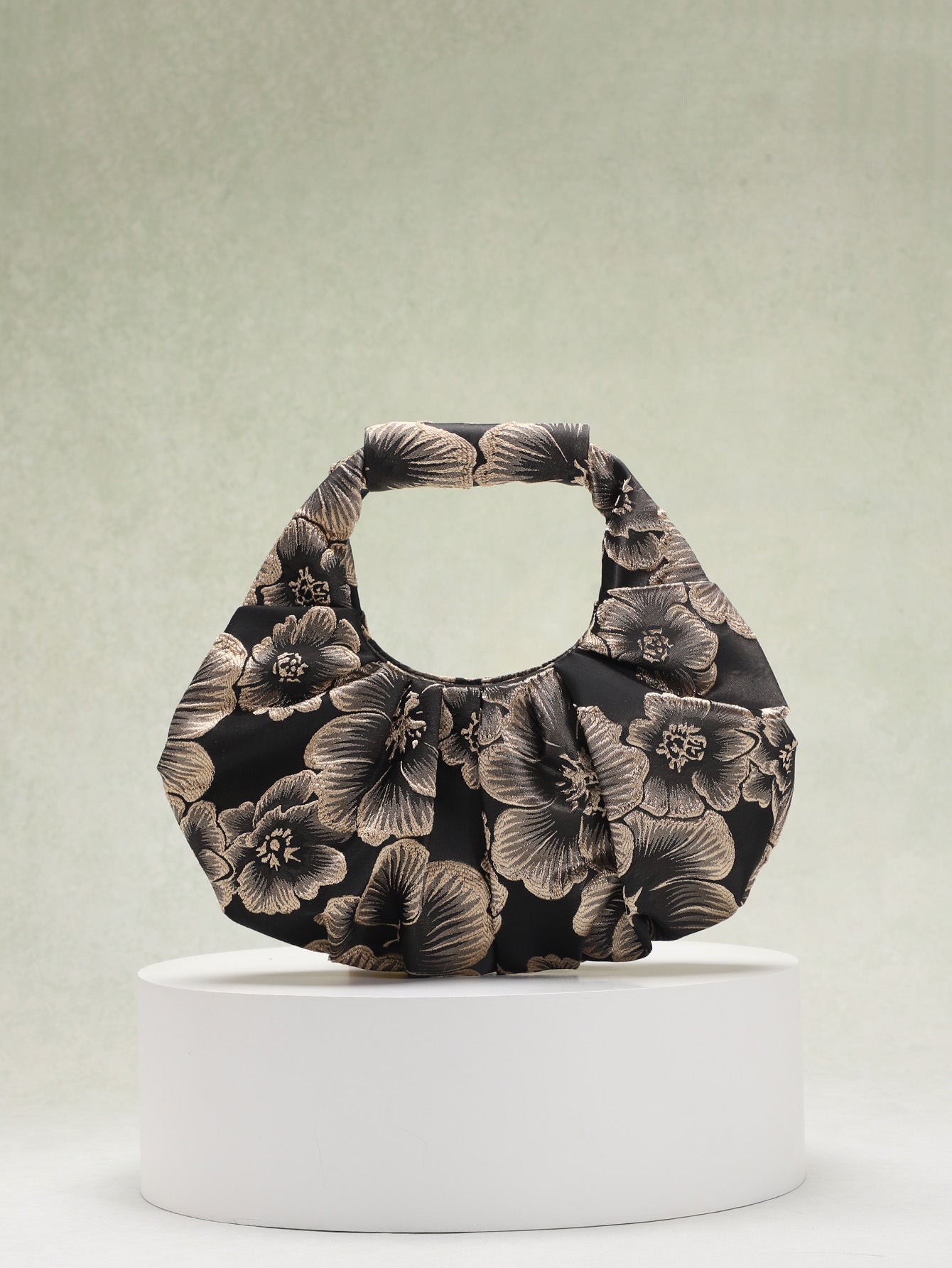 Vintage Floral Handbag With Pleated Design