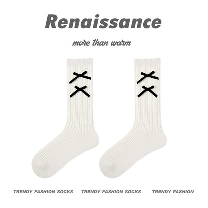 Renaissance Creative Mid Calf Scallop Edge Cotton Socks