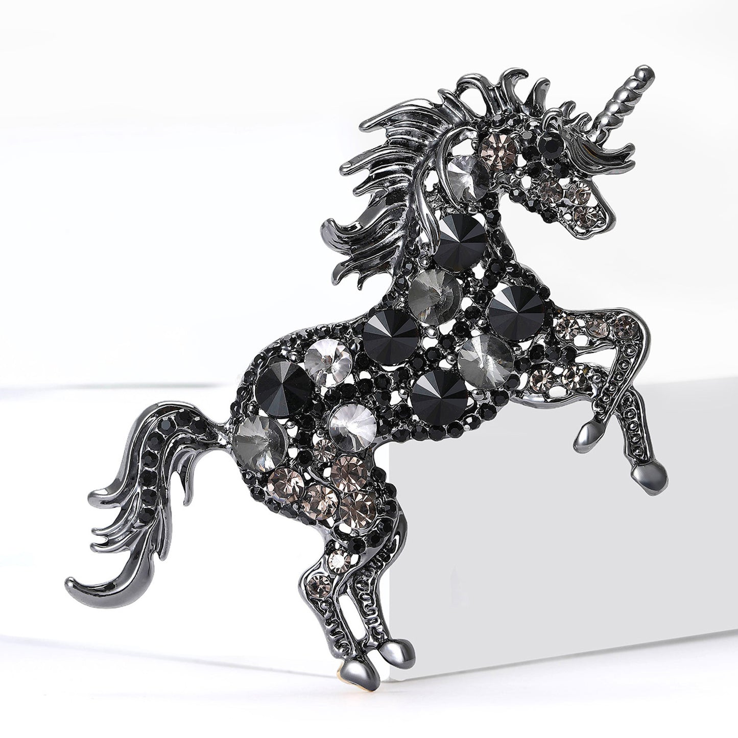 Elegant Unicorn Brooch with Rhinestones Stylish Accessory for All