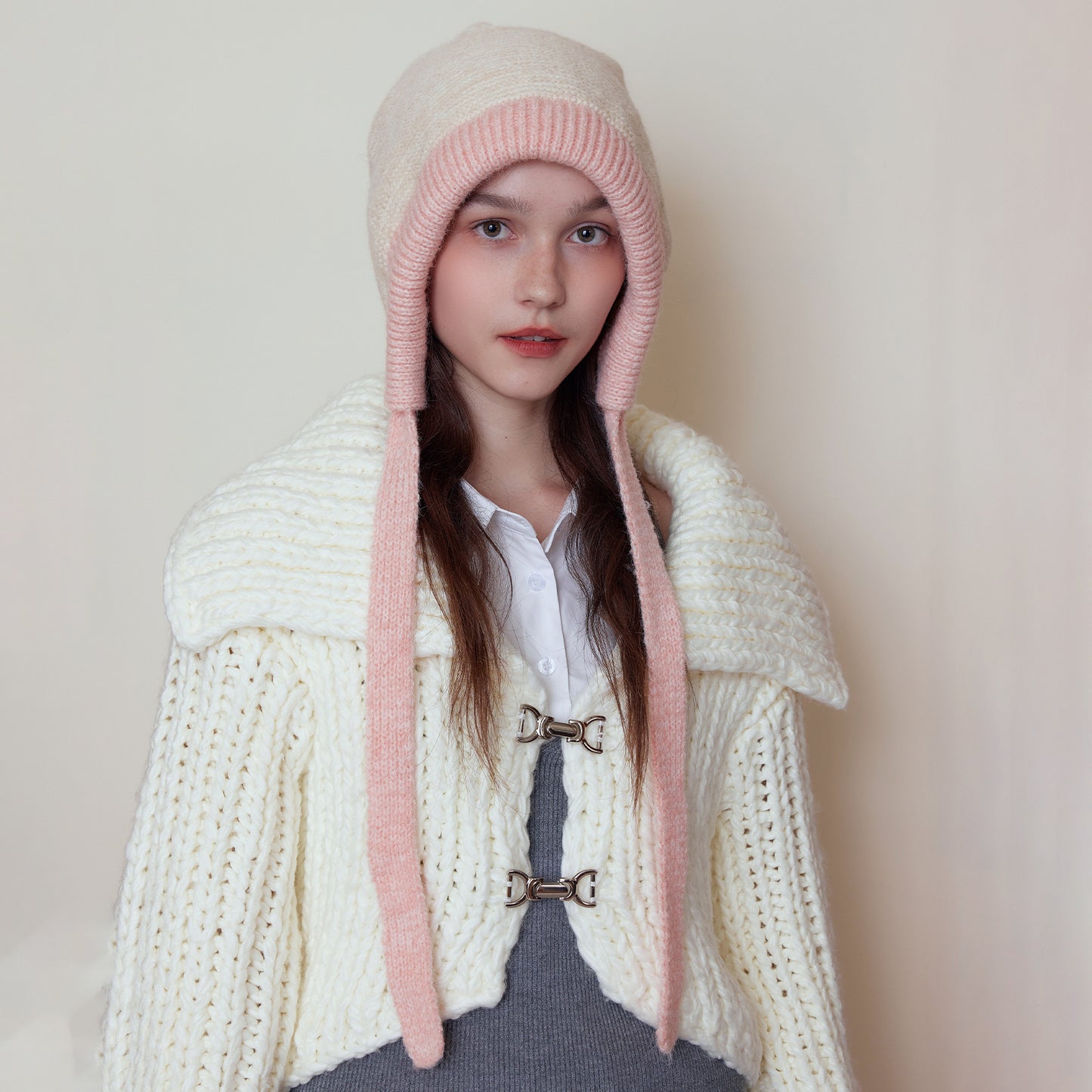 Color-Blocked Knitted Beanie Hat for Women - Warm and Stylish
