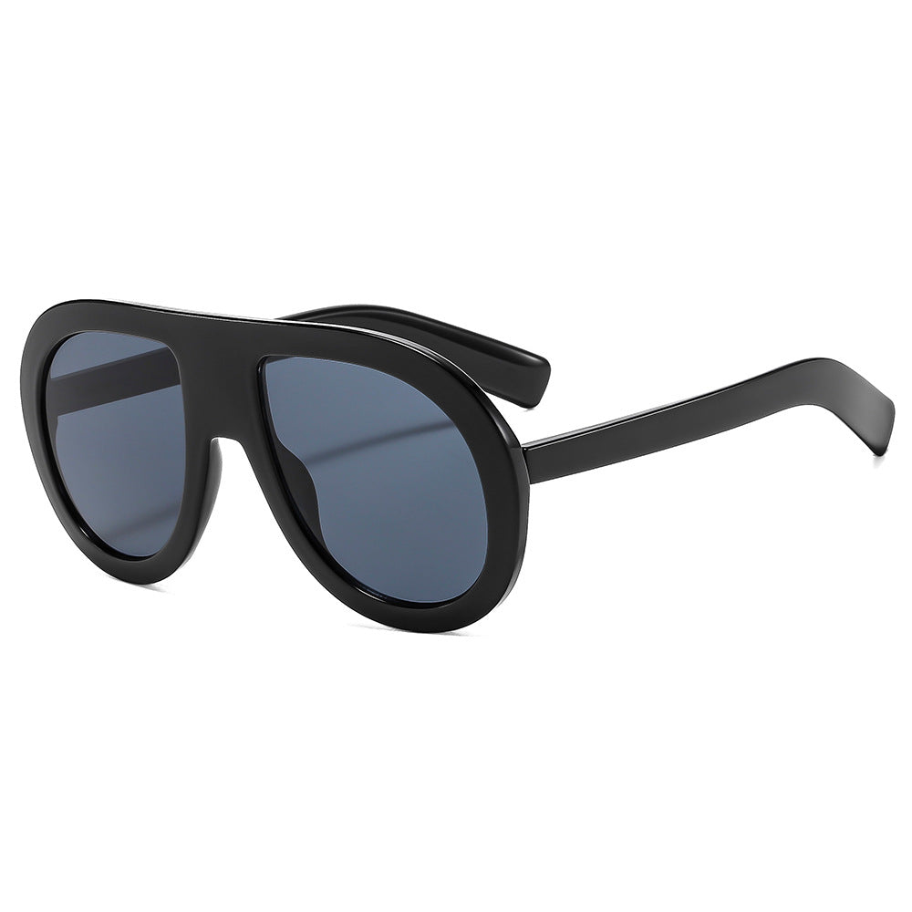 Trendy Oversized UV400 Sunglasses for Men and Women