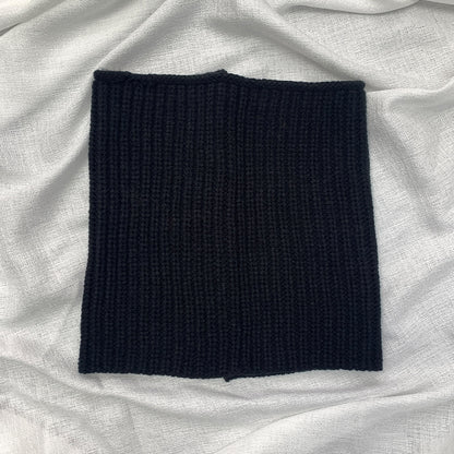 Chic Knit Scarves with Slit Design for All-Season Style