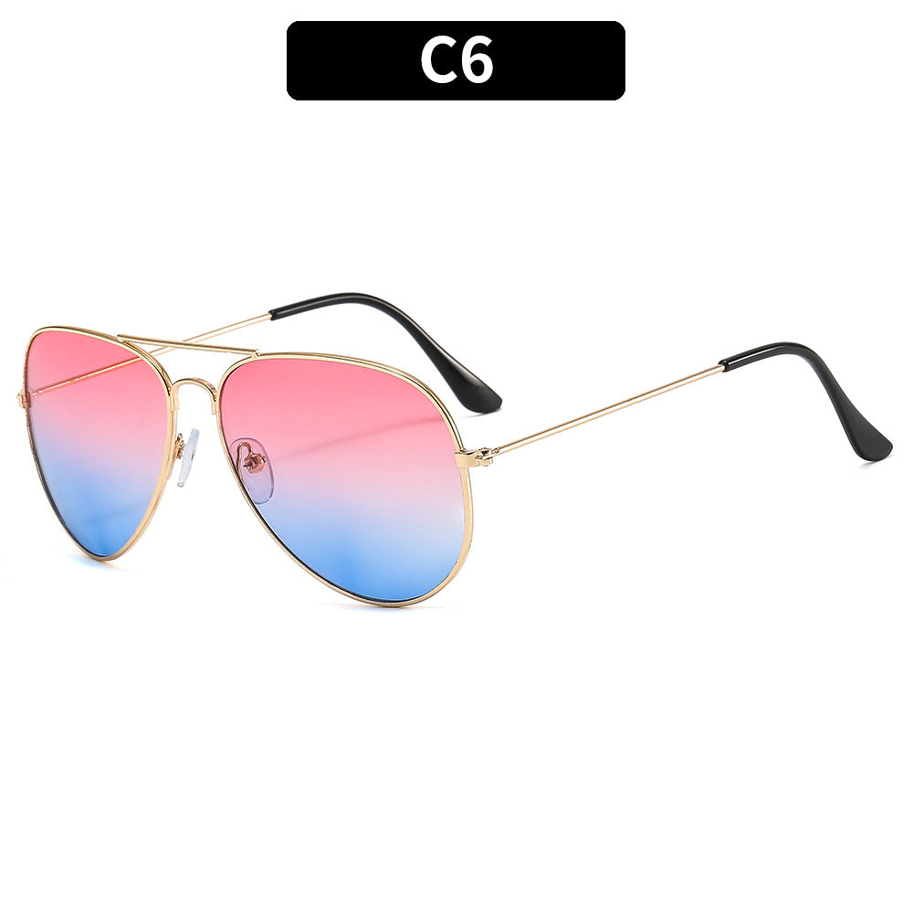Retro Metal Frame Sunglasses with UV400 Protection