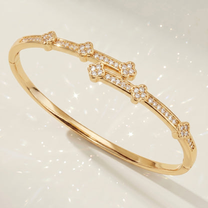High-End Zirconia Stone Bangle with Nail Design for Weddings and Parties