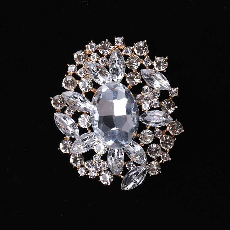 Creative Alloy Cat Brooch Crystal Glass Pin Fashion Accessory