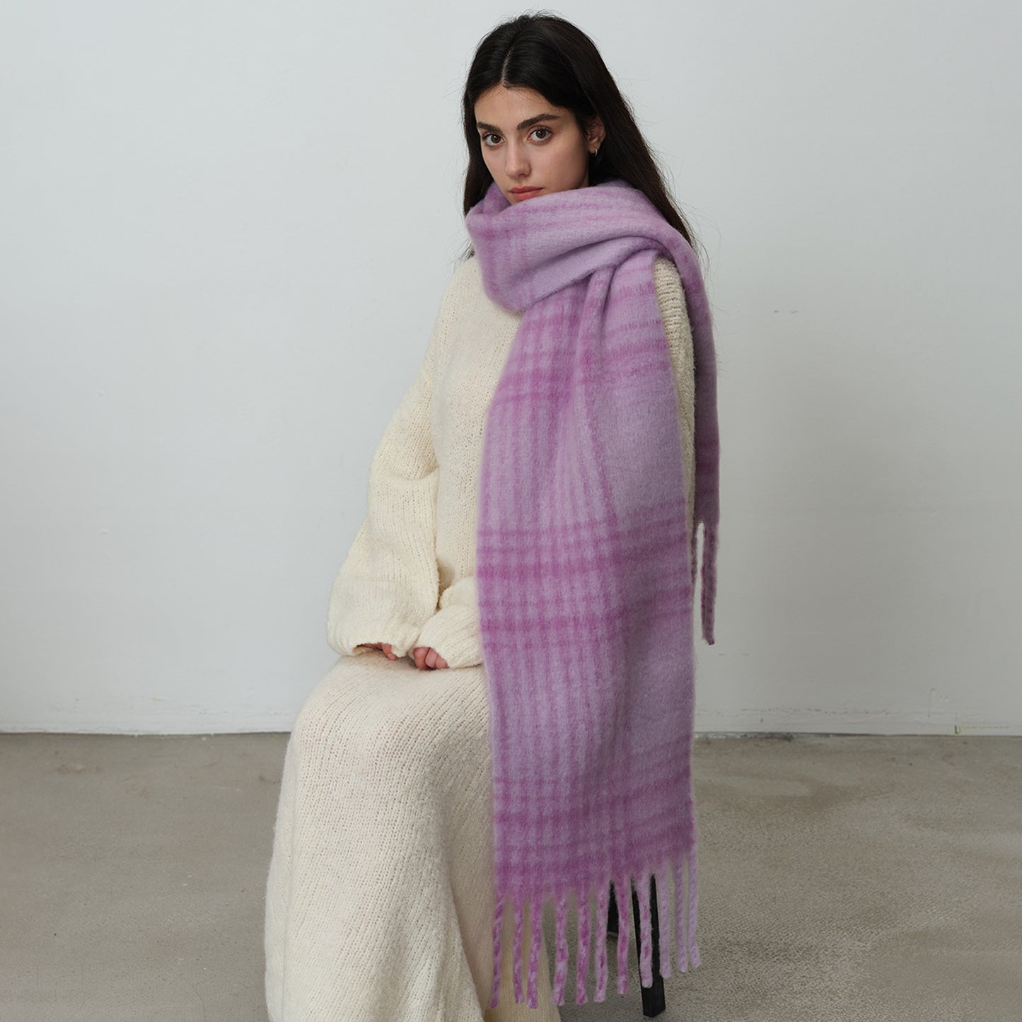 Vintage Plaid Scarf for Women - Cozy Warmth for All Occasions