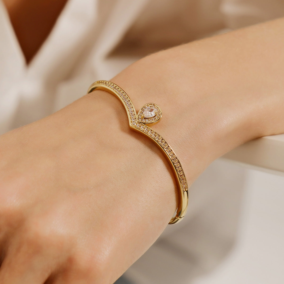 Crystal Studded Open Cuff Bracelet Elegant Jewelry for Weddings and Parties