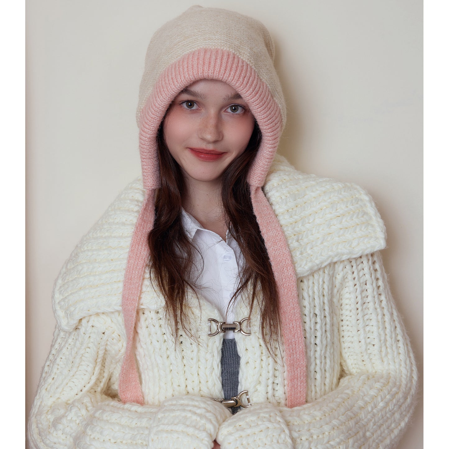 Color-Blocked Knitted Beanie Hat for Women - Warm and Stylish