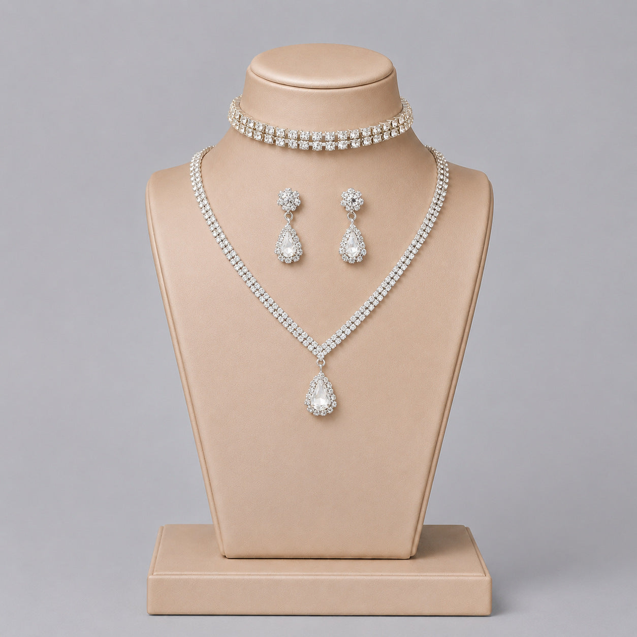 Elegant Crystal Jewelry Set with Necklace and Earrings for Parties
