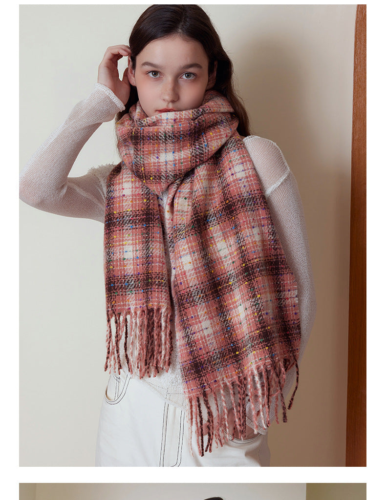 Chic Warm Plaid Scarf with Fringes for All Seasons