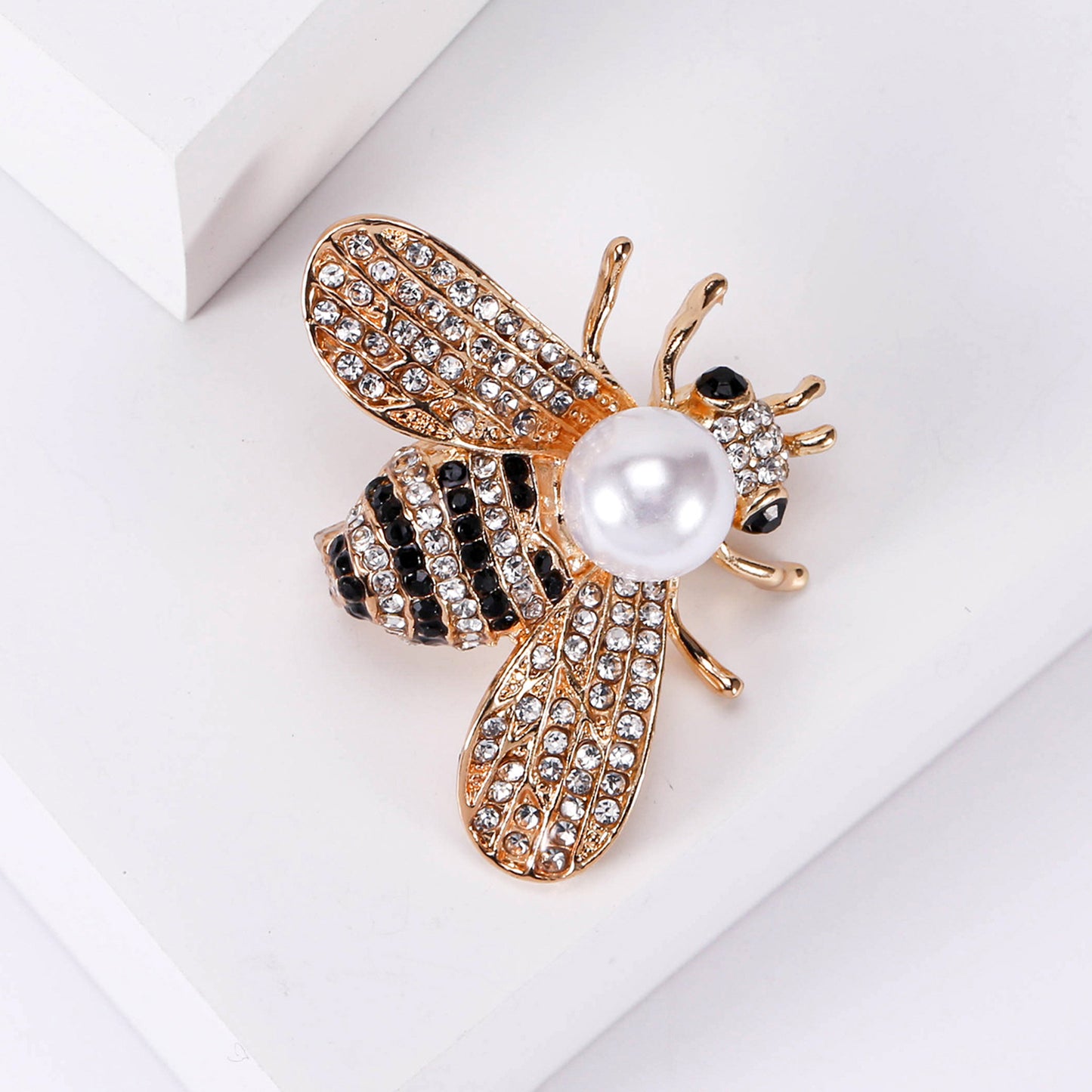 Trendy Alloy Rhinestone Bee Brooch Pearl Pin for Women's Blazer