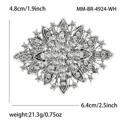 Exquisite Alloy Brooch with Rhinestones Elegant Fashion Accessory