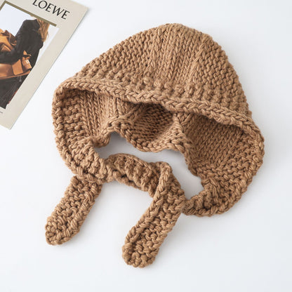 Fashionable Hand-Knitted Warm Beanie With Adjustable Strap