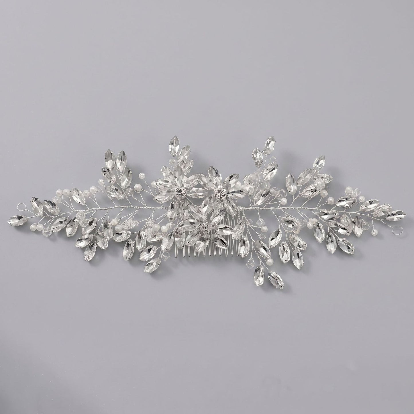 Exquisite Pearl and Crystal Flower Headpiece for Bridal Photoshoots