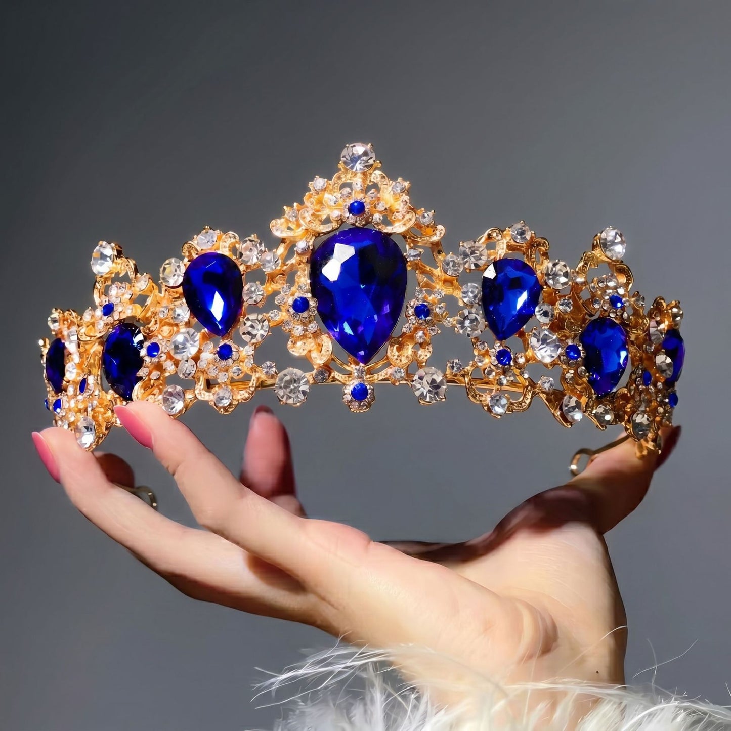 Baroque Vintage Bride Crystal Crown Hair Accessory for Weddings and Parties