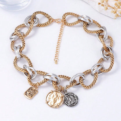 Alloy Geometric O Ring Badge Necklace Casual Chic