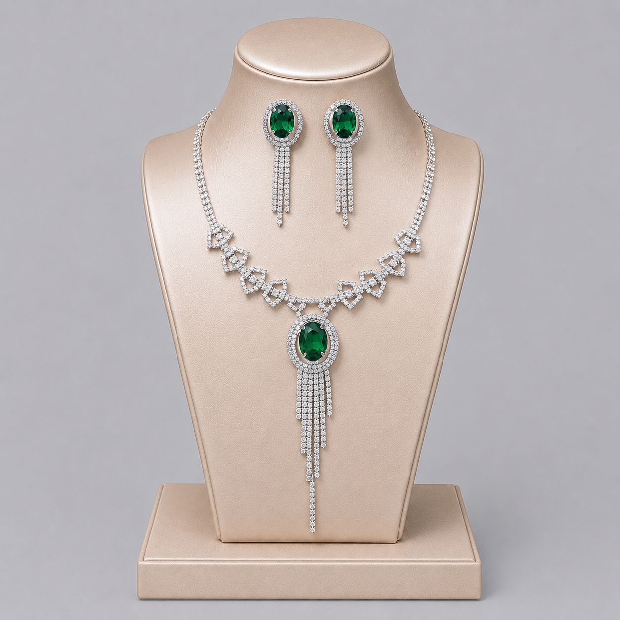 Elegant Crystal Jewelry Set with Necklace and Earrings for Parties