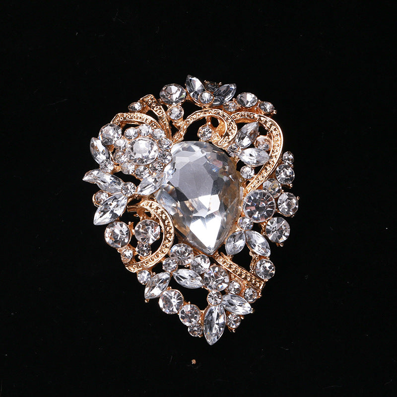 Creative Alloy Cat Brooch Crystal Glass Pin Fashion Accessory