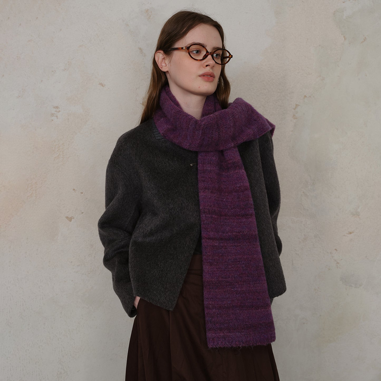 Chic Vintage-Style Wool Blend Scarf for Women