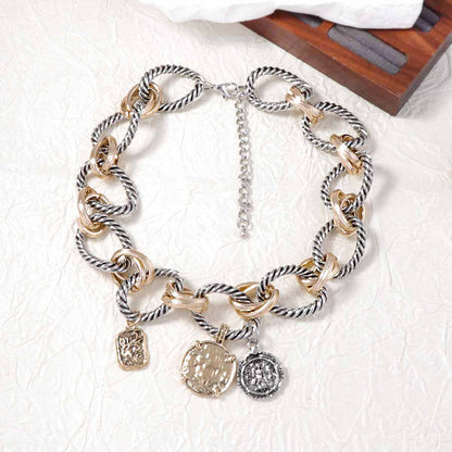 Alloy Geometric O Ring Badge Necklace Casual Chic