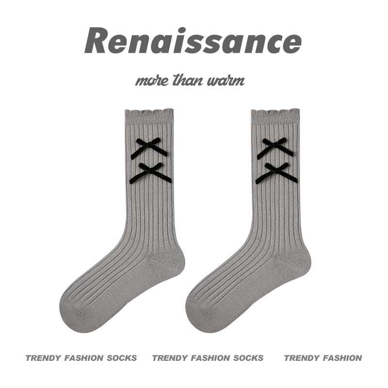 Renaissance Creative Mid Calf Scallop Edge Cotton Socks