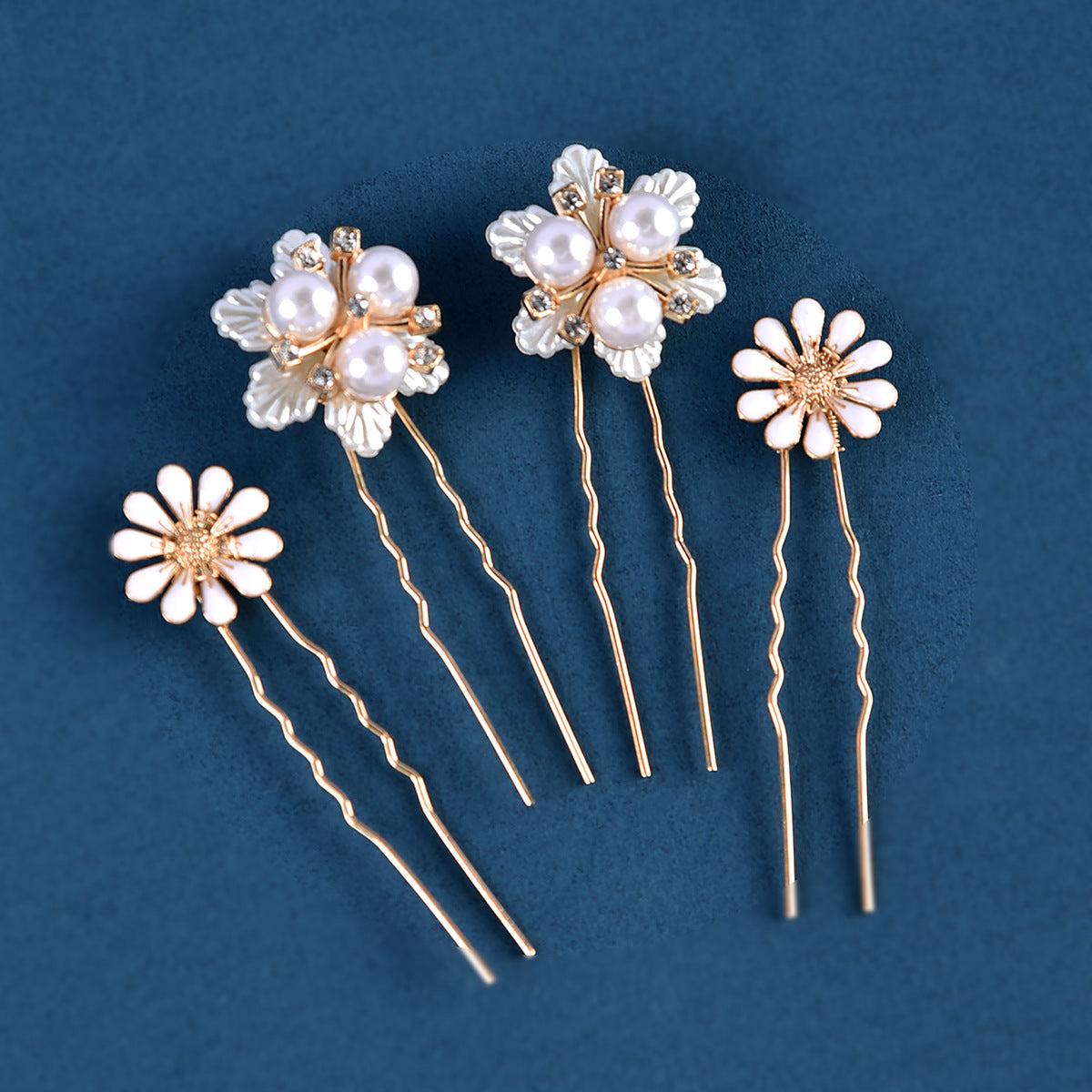 Handmade Pearl Daisy Hairpins U Shaped Hair Fork Bridal Hairpiece