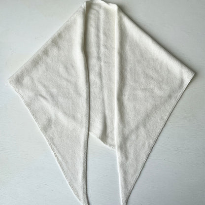 5% Cashmere Wool Knit Triangle Scarf Elegant Warm Shawl