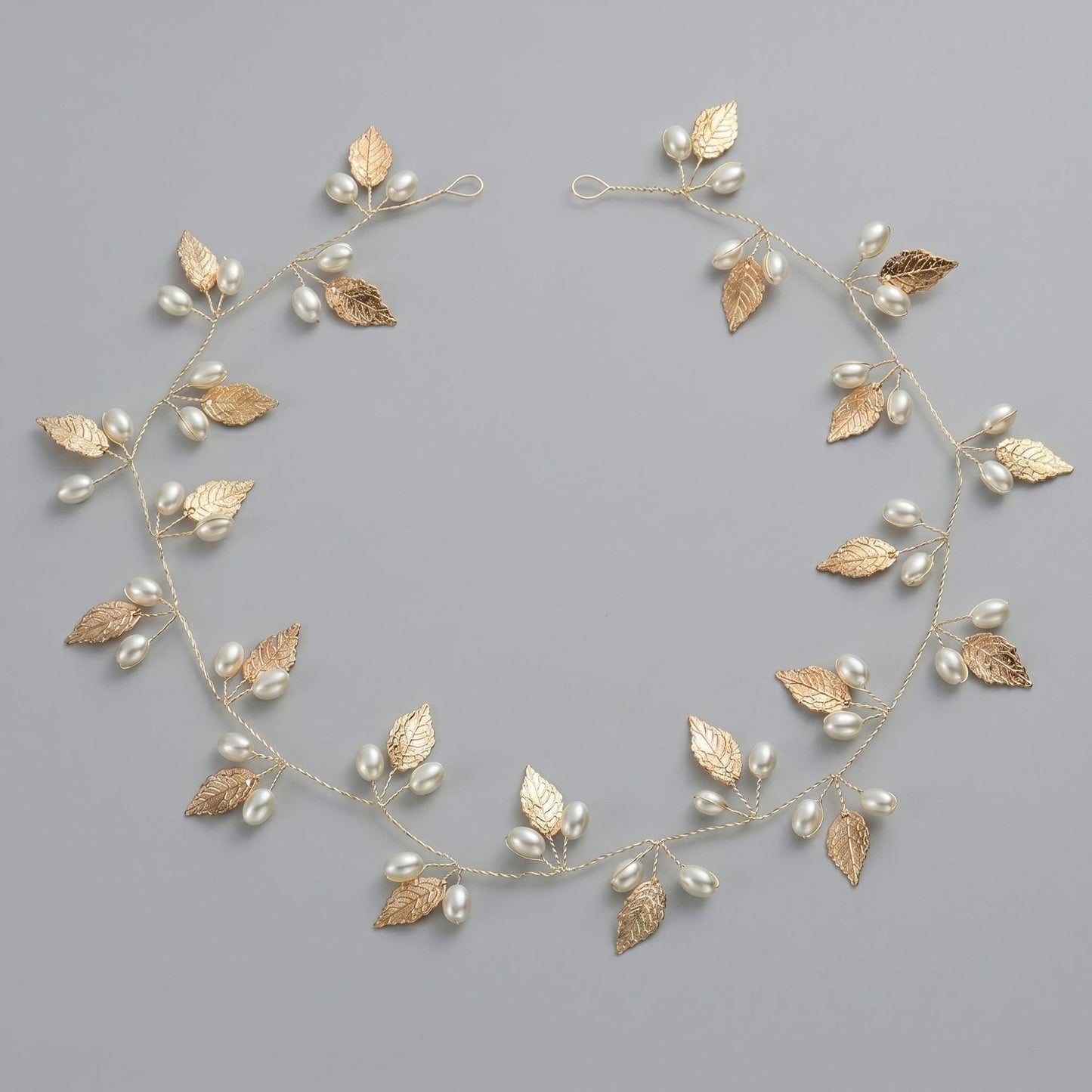 Exquisite Pearl and Crystal Flower Headpiece for Bridal Photoshoots