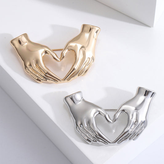 Elegant Hand Heart Brooch - Simple Retro Accessories