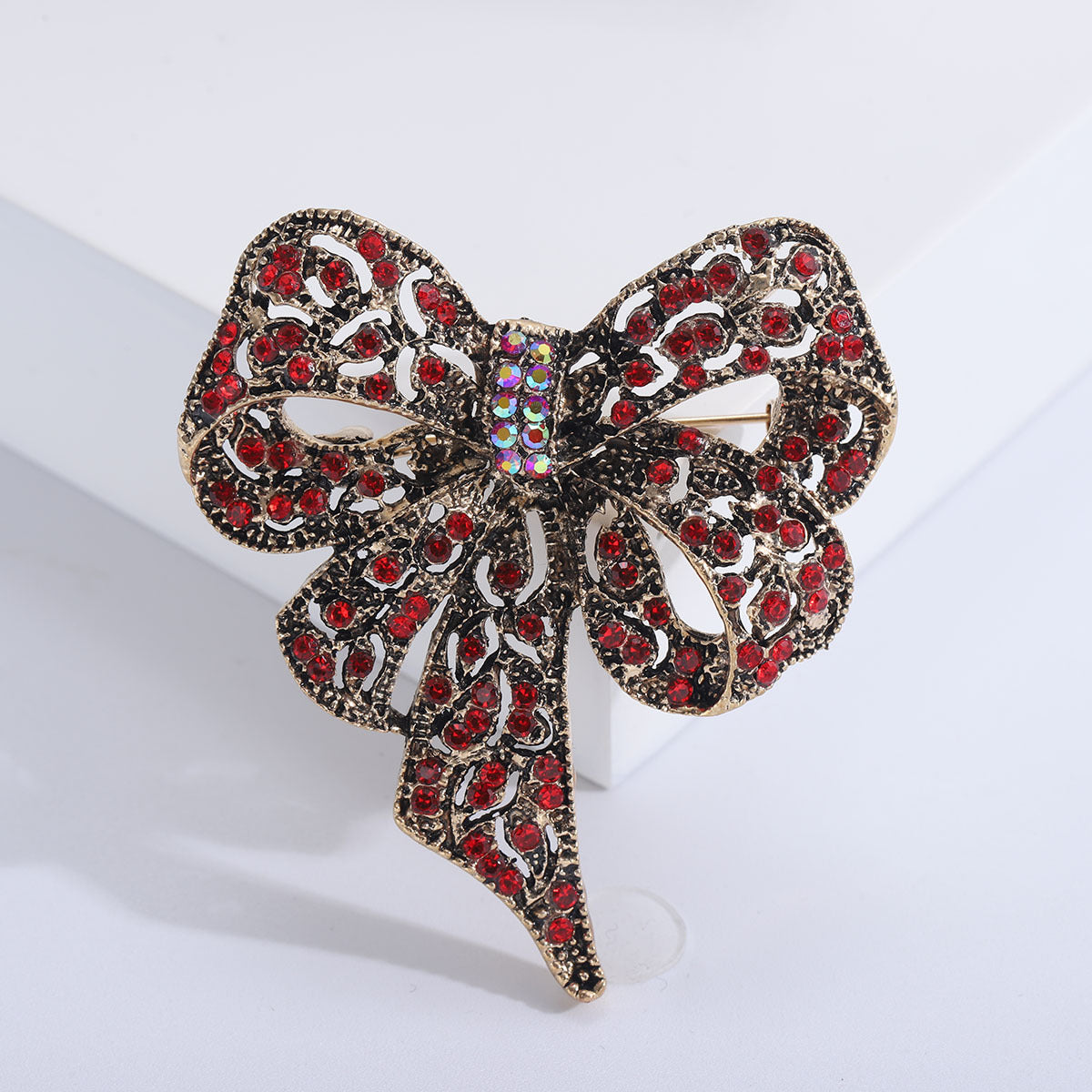 Rhinestone Big Bow Brooch Vintage Fashion Accessory