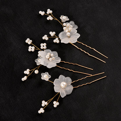 Elegant White Flower Hairpins Set of 3 Bridal Hairpiece