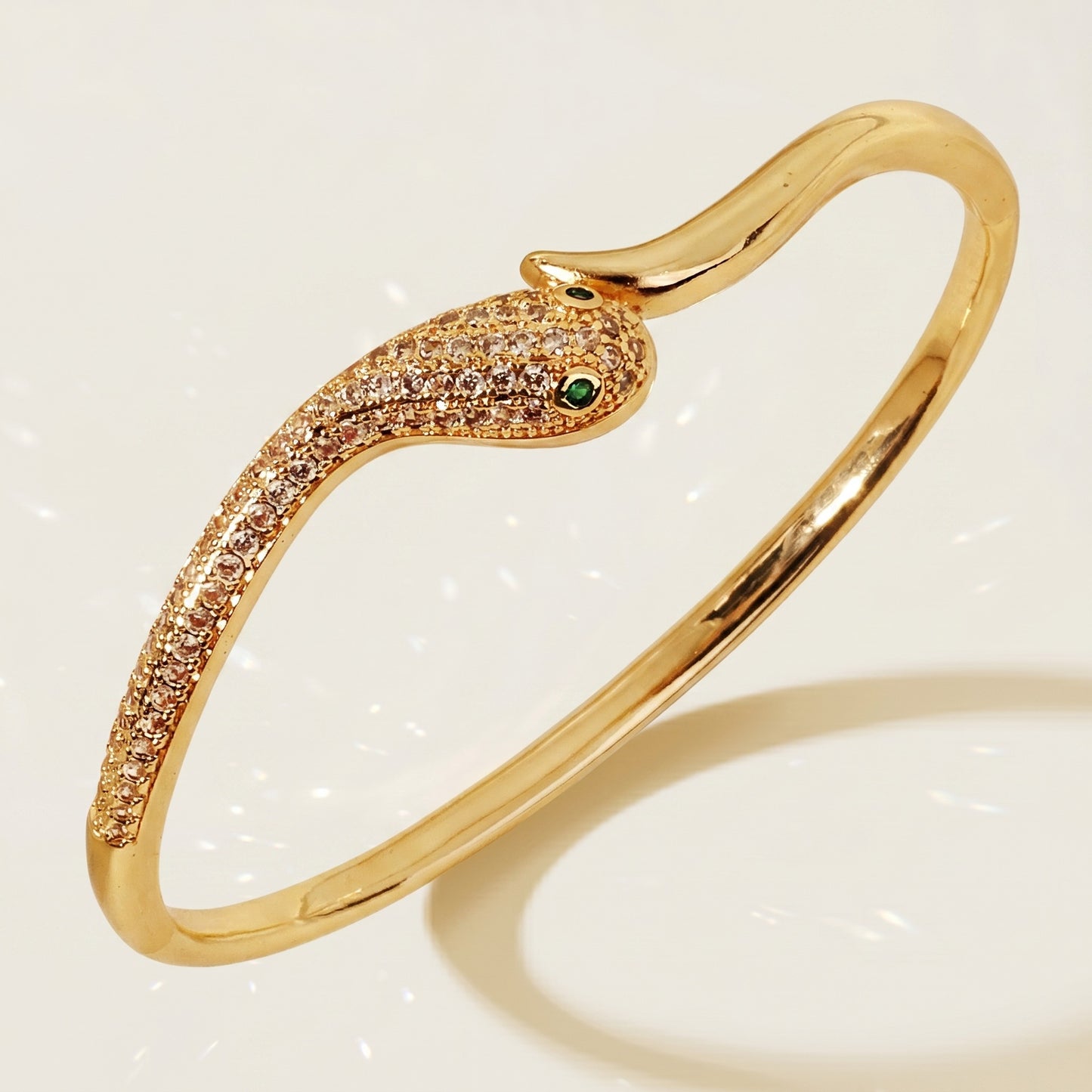 High-End Zirconia Stone Bangle with Nail Design for Weddings and Parties