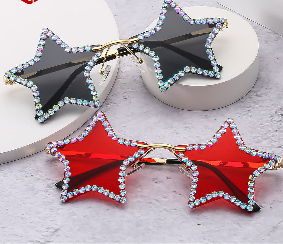 Trendy Geometric Star-Shaped Sunglasses with Metallic Frame